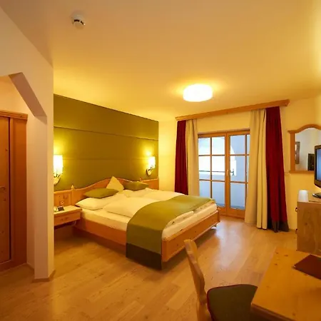 Lisa 4* 플라차우