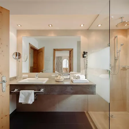 Lisa 4* 플라차우